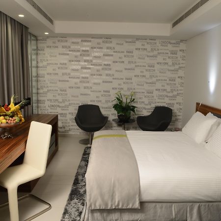 Warwick Stone 55 Hotel Beirut Exterior foto