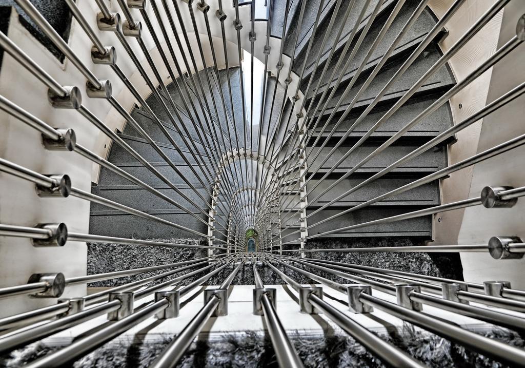 Warwick Stone 55 Hotel Beirut Exterior foto